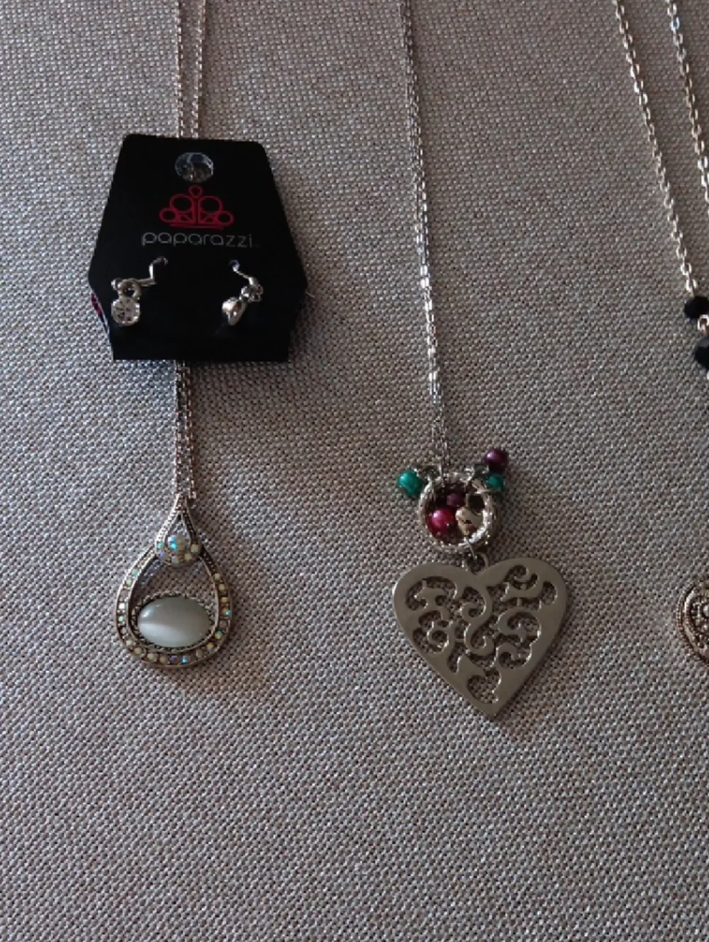 Paparazzi Silver-Tone Heart & Teardrop Pendant Necklace Set - Picture 3 of 5